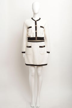 Chanel Resort 2019 Runway Jacket and Skirt Set in White Boucle Cotton