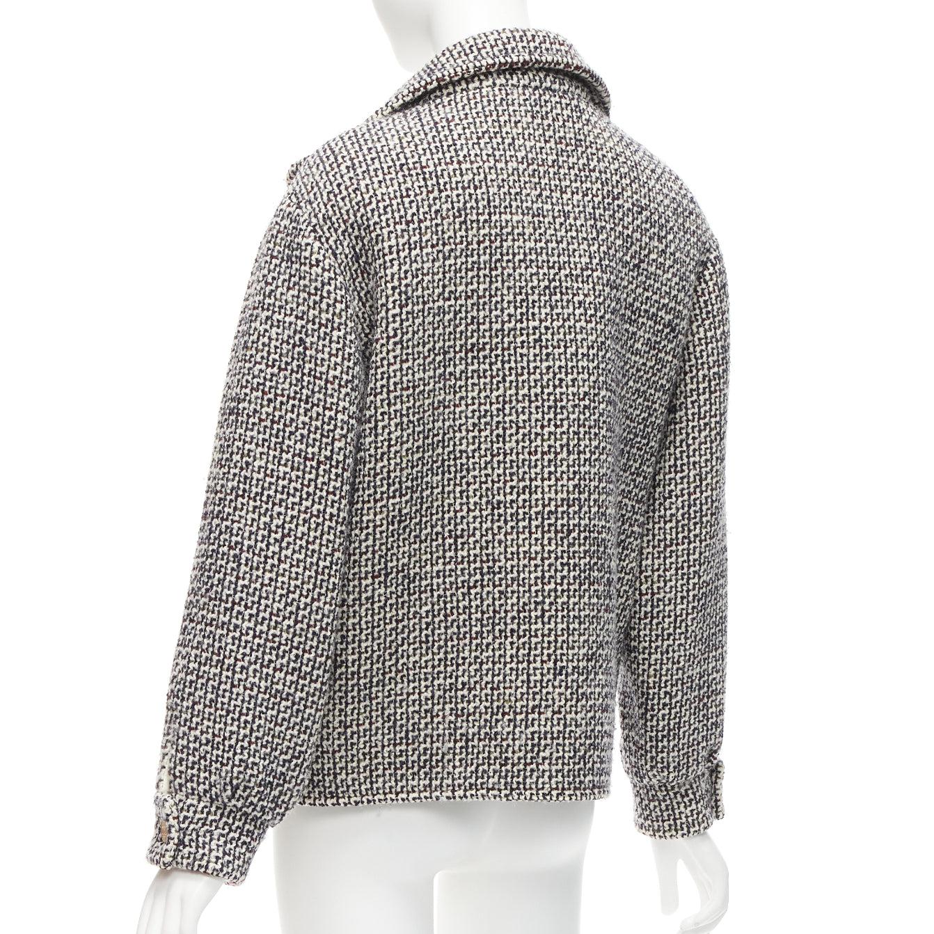 CHANEL Reversible black white wool tweed CC logo padded puffer jacket FR36 S For Sale 2