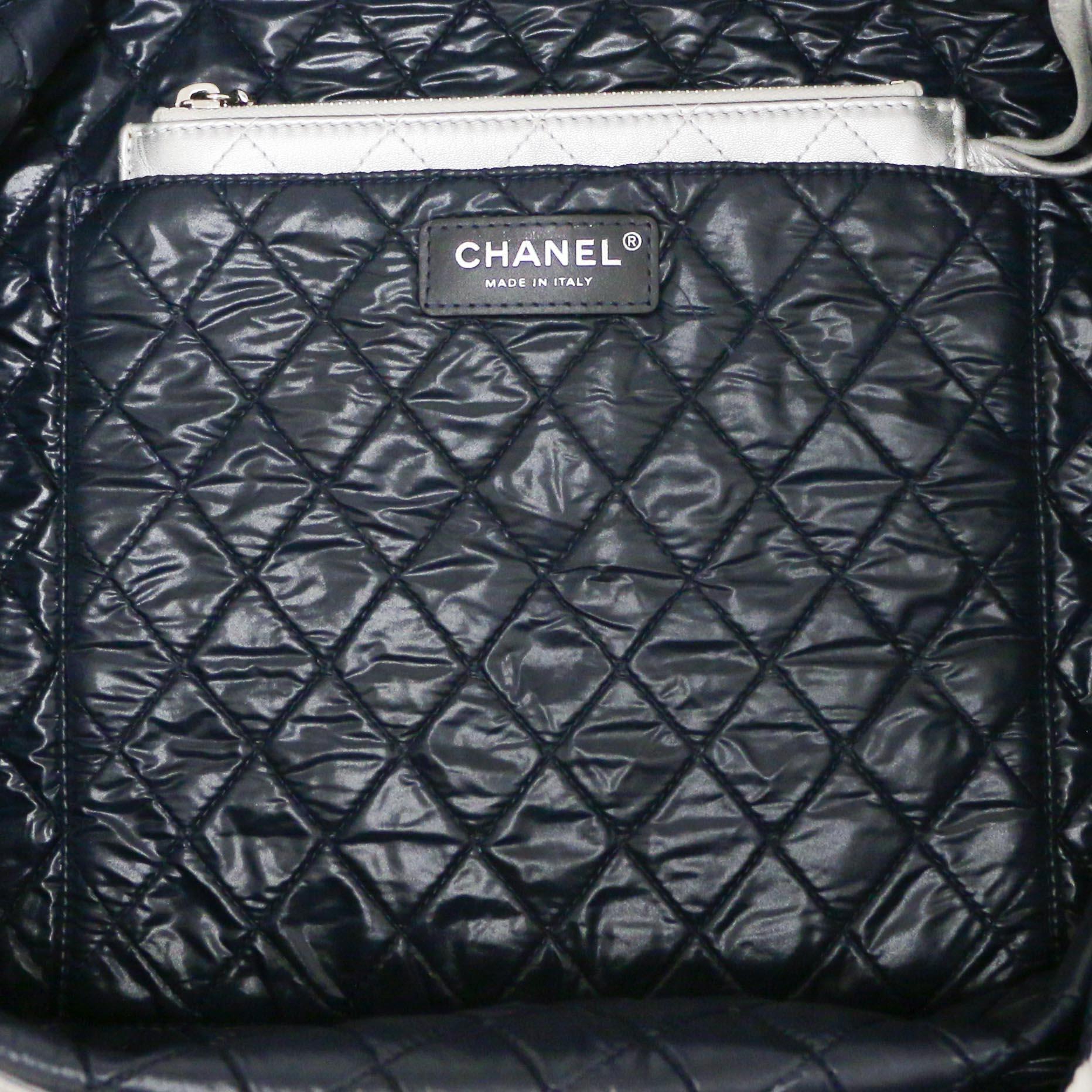 CHANEL reversible Choupette tote bag For Sale 3
