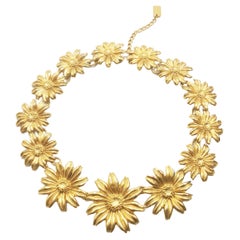 Retro CHANEL Rhinestone 2020 Gold CC Camellia Pearl Chain Leather Choker Necklace