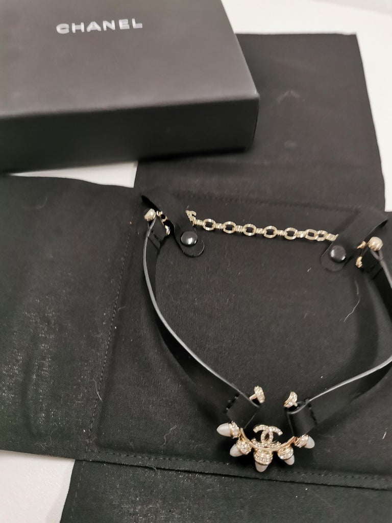 CHANEL Rhinestone CC Cresent Pearl Chain Leather Choker Necklace