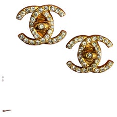 Chanel Rhinestone Strass Crystal Turnlock Clip on Earrings 96A
