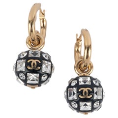 Chanel rhinestoned earrings Resort 2024