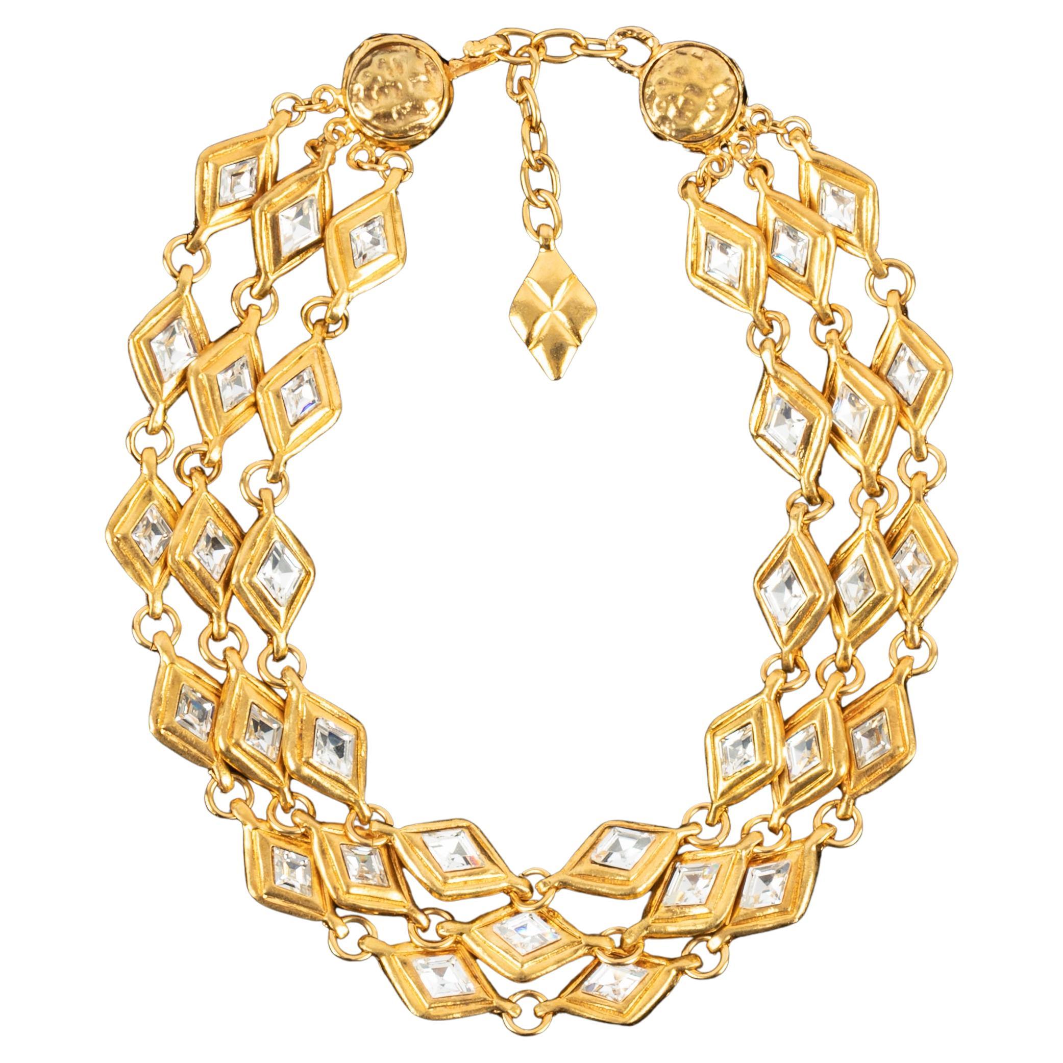 Collana con strass di Chanel