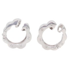Chanel Oro Blanco 18k Chapado en Rodio  Orejeras Abrazaderas 'Profil de Camélia
