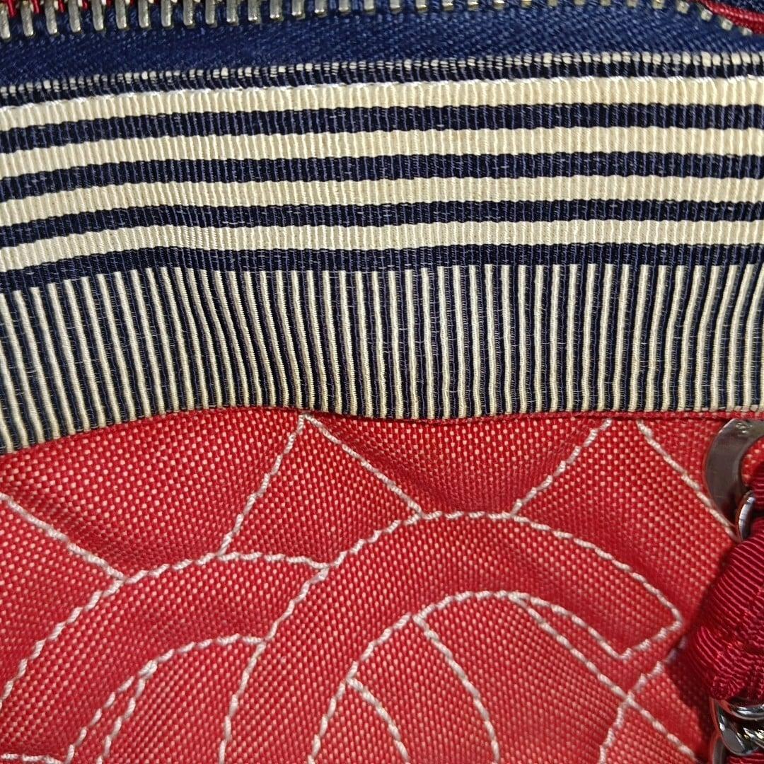 Borsa Chanel a rombi in denim trapuntato medio con catena CC, 2009-2010 in vendita 9