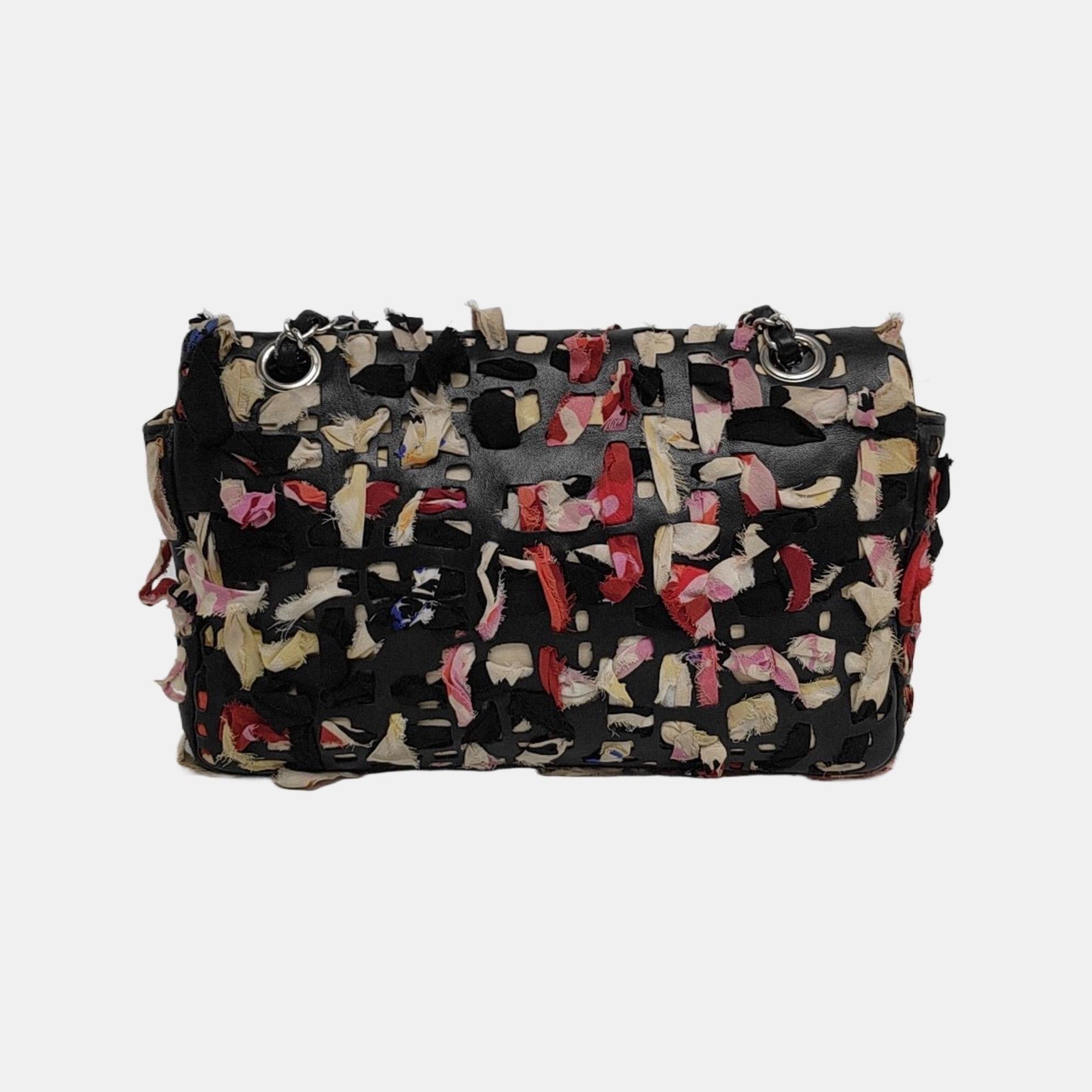 Chanel Borsa media con patta singola intrecciata con nastro e pelle Pelle e Fabrice In condizioni buone in vendita a AUBERVILLIERS, FR