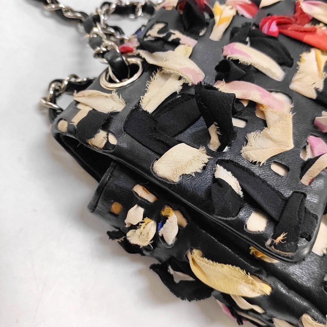 Chanel Borsa media con patta singola intrecciata con nastro e pelle Pelle e Fabrice in vendita 2