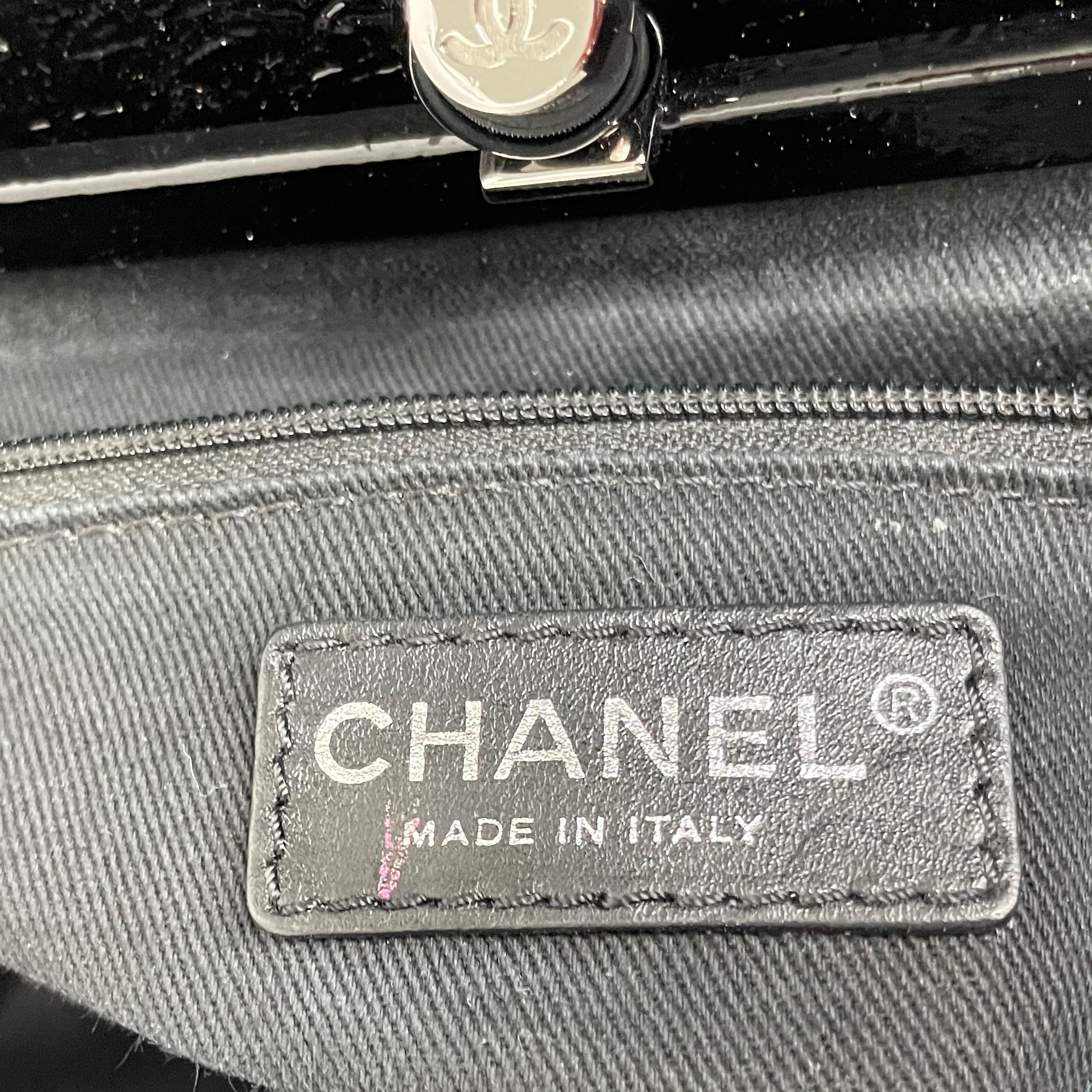 Chanel Ritz Shoulder Bag Convertible Clutch Black Matelasse Patent Leather  6