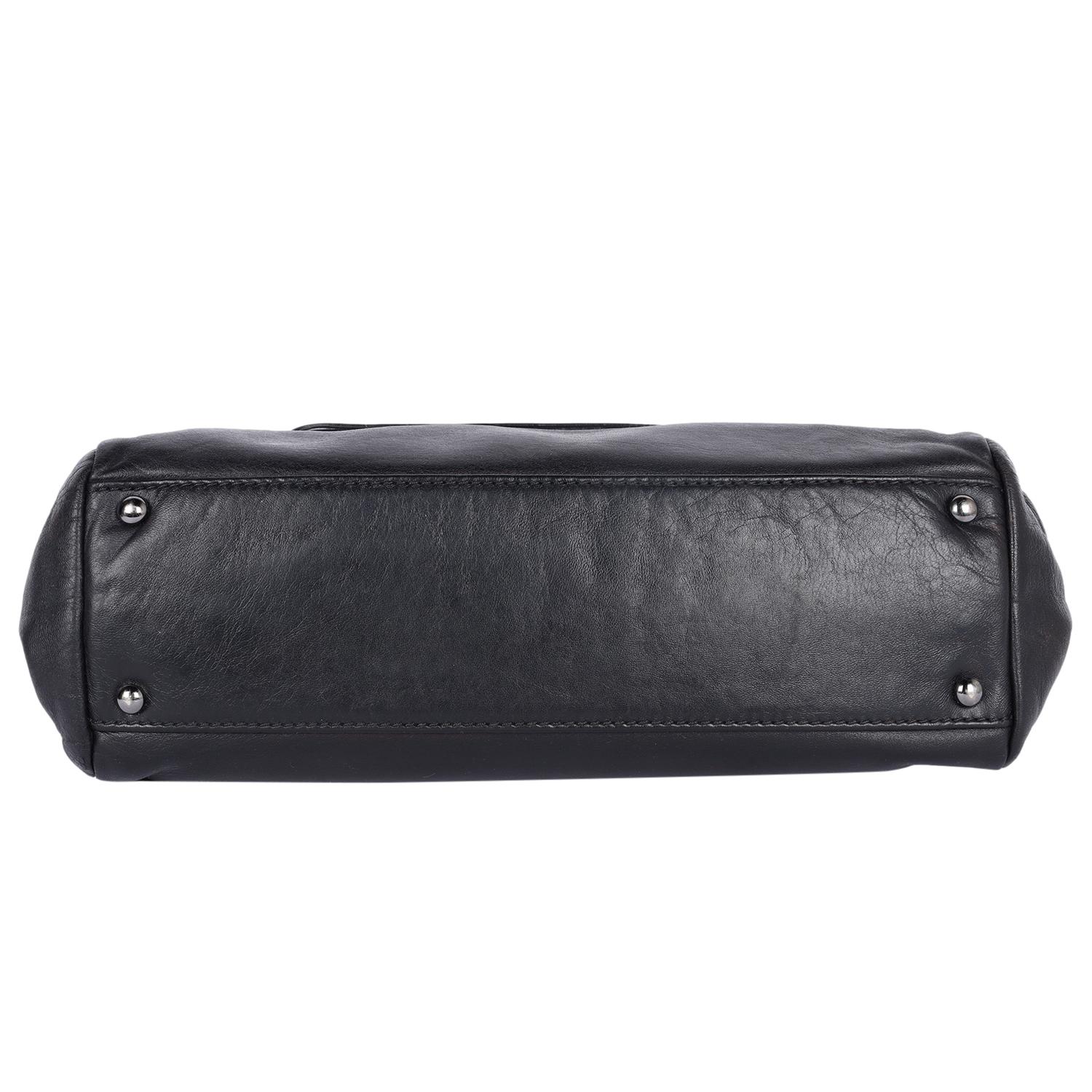Chanel Rock 'n Chic Borsa a fisarmonica con patta in nero in vendita 6