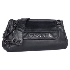 CHANEL Rock 'n Chic Bolso con Solapa Acordeón Negro