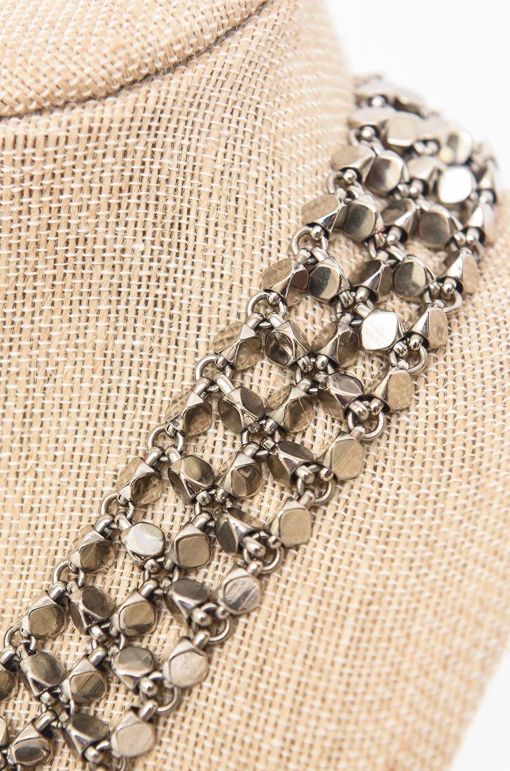 Chanel Rock Stud Silver 3 Row Metal Link V Necklace Signed  For Sale 9