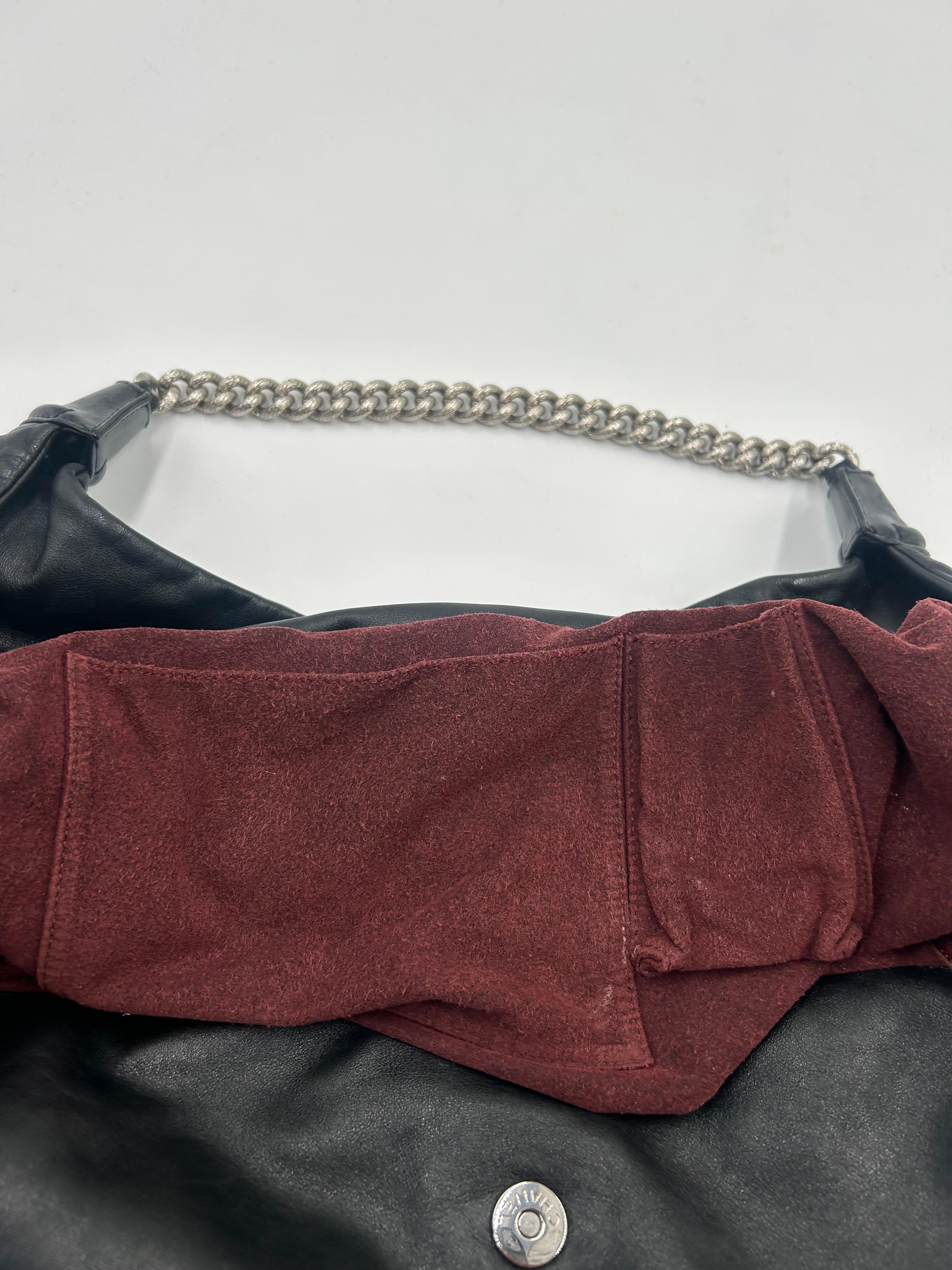 Borsa Hobo Chanel Rodeo Drive in pelle d'agnello nera 2008 in vendita 10