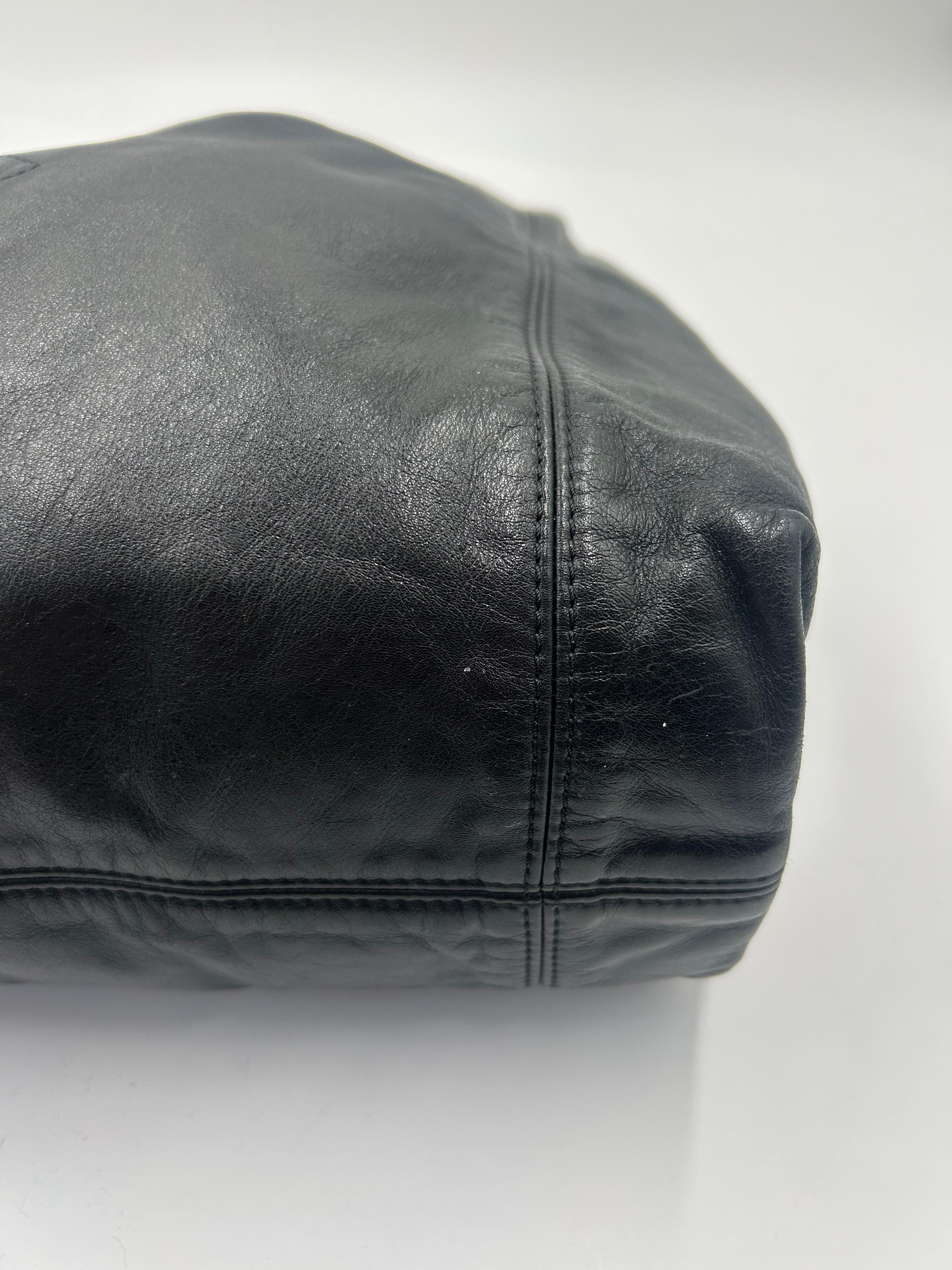 Borsa Hobo Chanel Rodeo Drive in pelle d'agnello nera 2008 in vendita 1