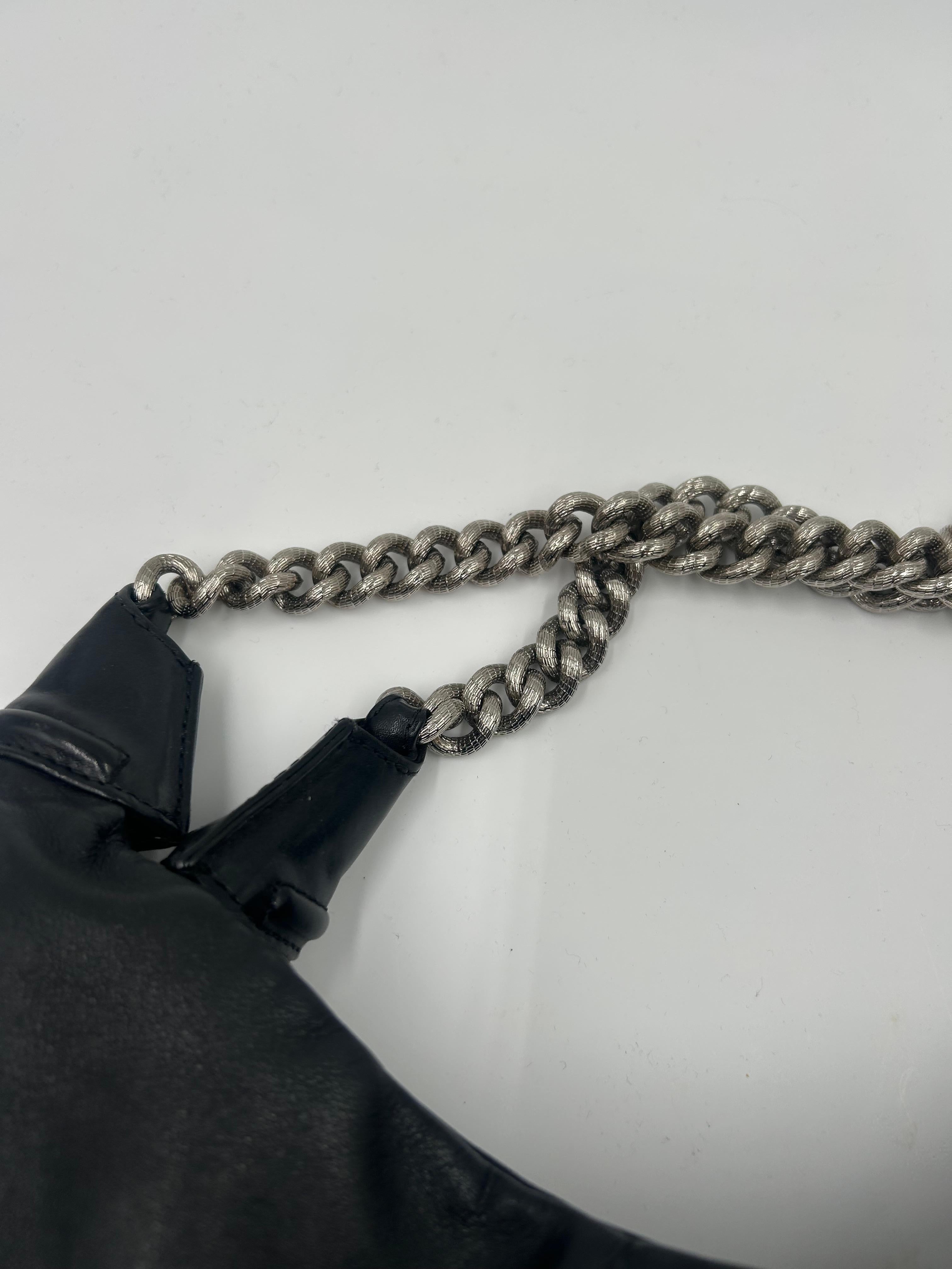 Borsa Hobo Chanel Rodeo Drive in pelle d'agnello nera 2008 in vendita 2
