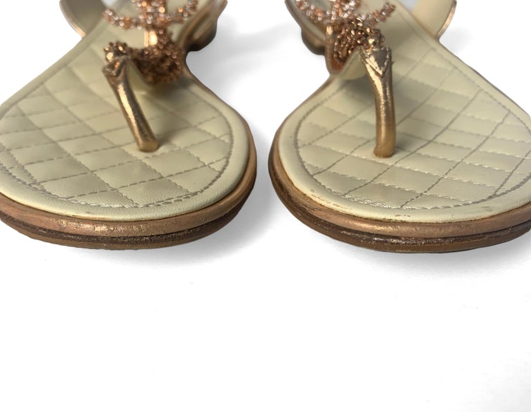 Chanel Rose Gold Chain Thong Sandals w. Crystal CC sz 35.5C For Sale at