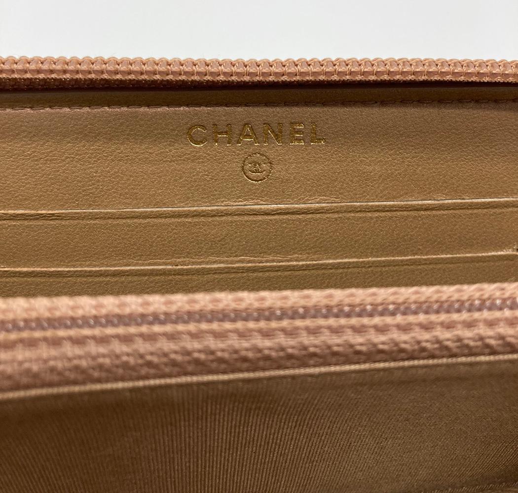 Chanel Chanel Roségold Lackleder Le Boy Brieftasche 2