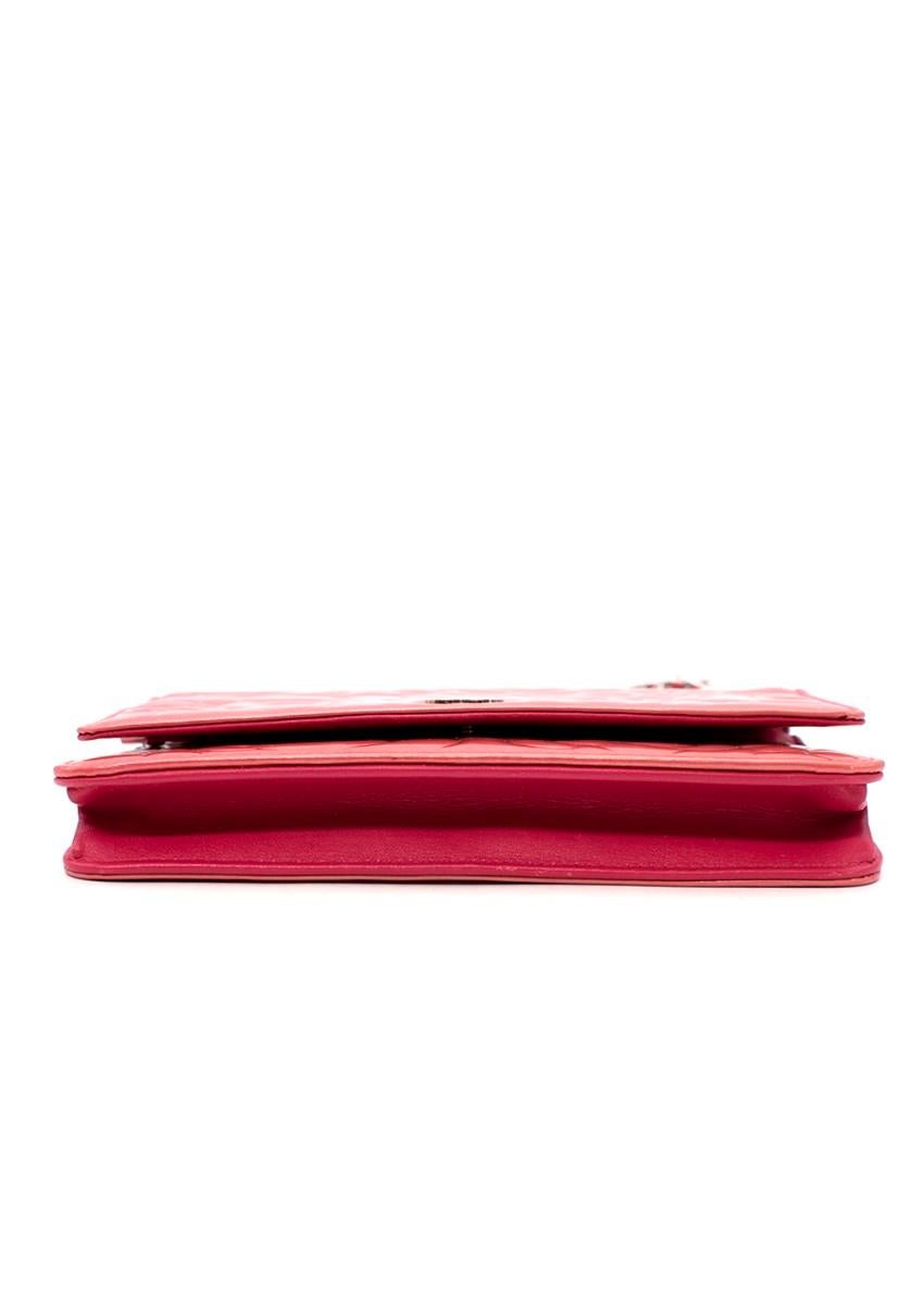 Women's Chanel Rose Pink Patent Camellia Embossed Leather Wallet on Chain For Sale