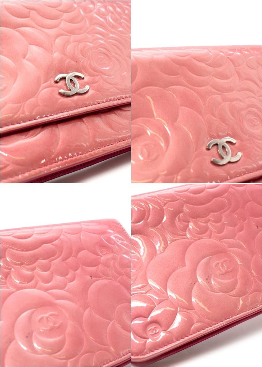 Chanel Rose Pink Patent Camellia Embossed Leather Wallet on Chain For Sale 2