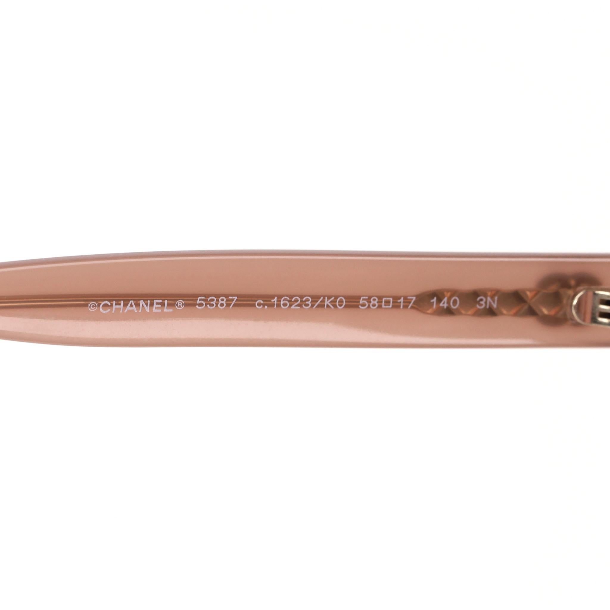 Chanel Runde Sonnenbrille mit 'CC'-Logo im Angebot 2