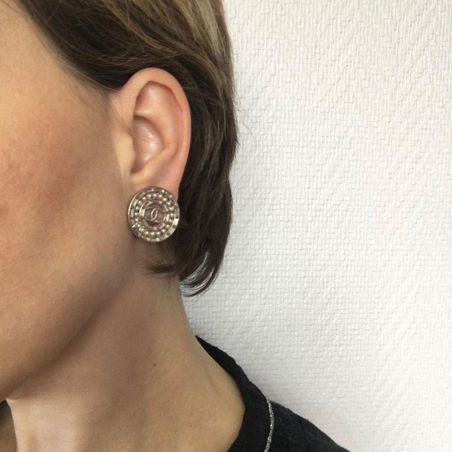 CHANEL Round Clip Earrings 1
