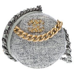 Chanel "Round On Earth" shoulder bag in Quilted Grey quilted Tweed, GHW