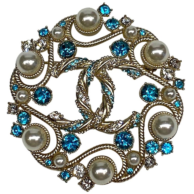 Chanel Silver CC Opal Crystal Freshwater Pearl Small Brooch For Sale at  1stDibs