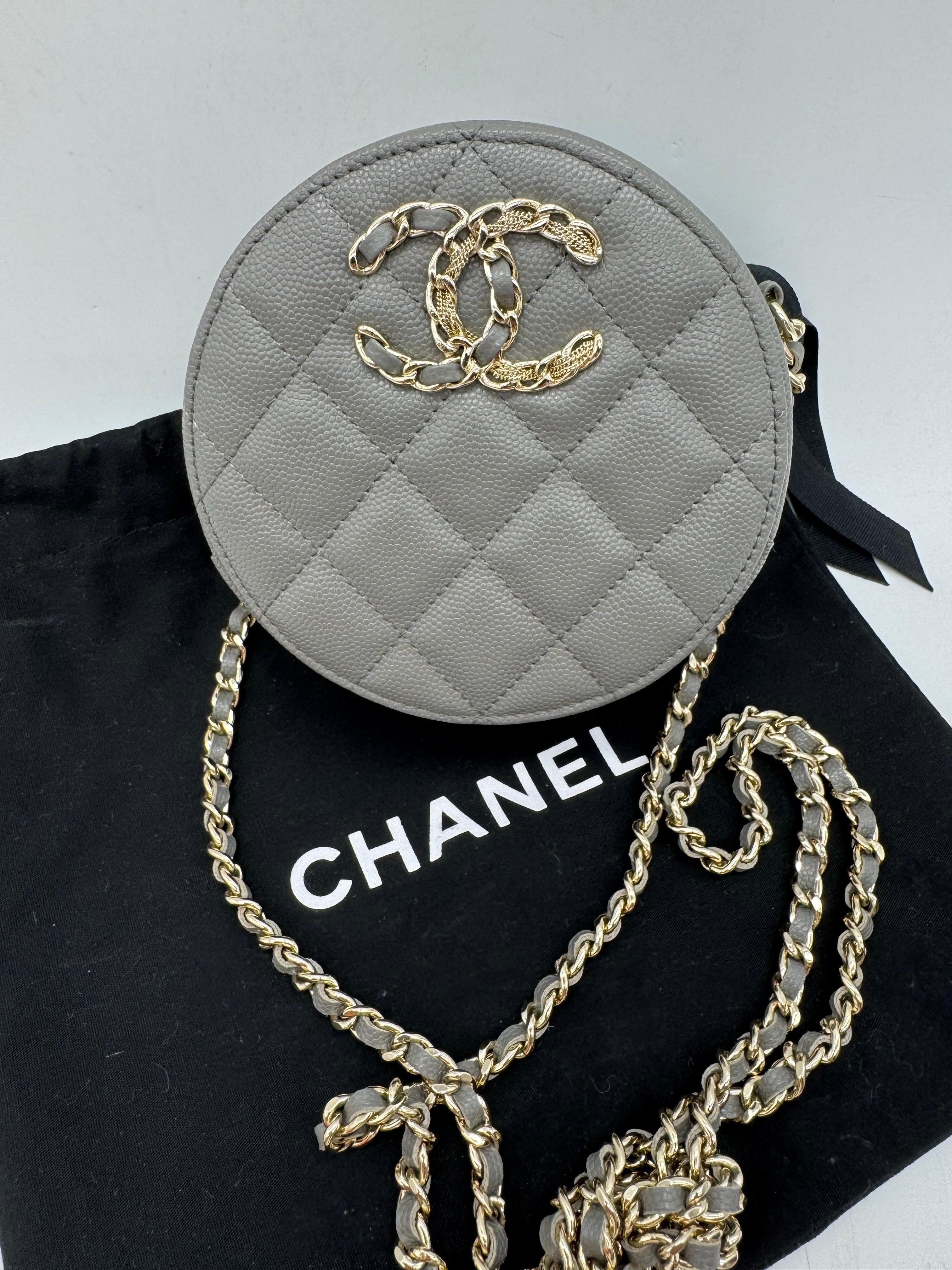 Gray Chanel Round Sling Clutch w Chain French New Wave Grey Caviar For Sale