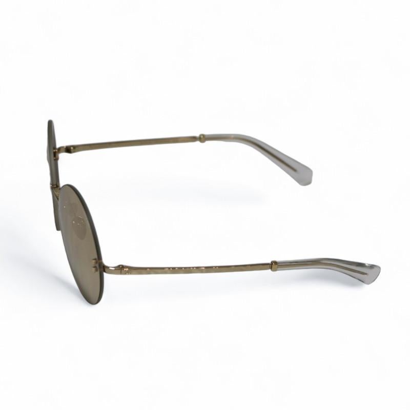 Lunettes de soleil rondes CHANEL Excellent état - En vente à Paris, FR