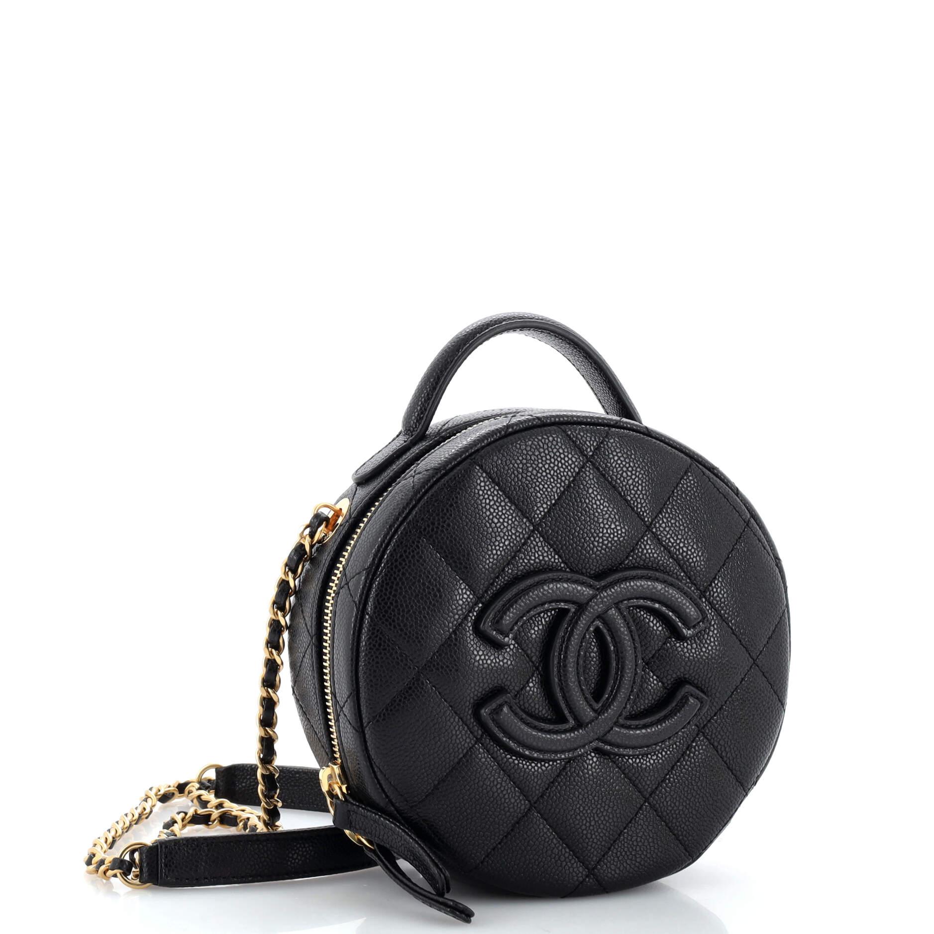 Chanel Round Vanity With Chain Quilted Caviar Small In Good Condition In NY, NY