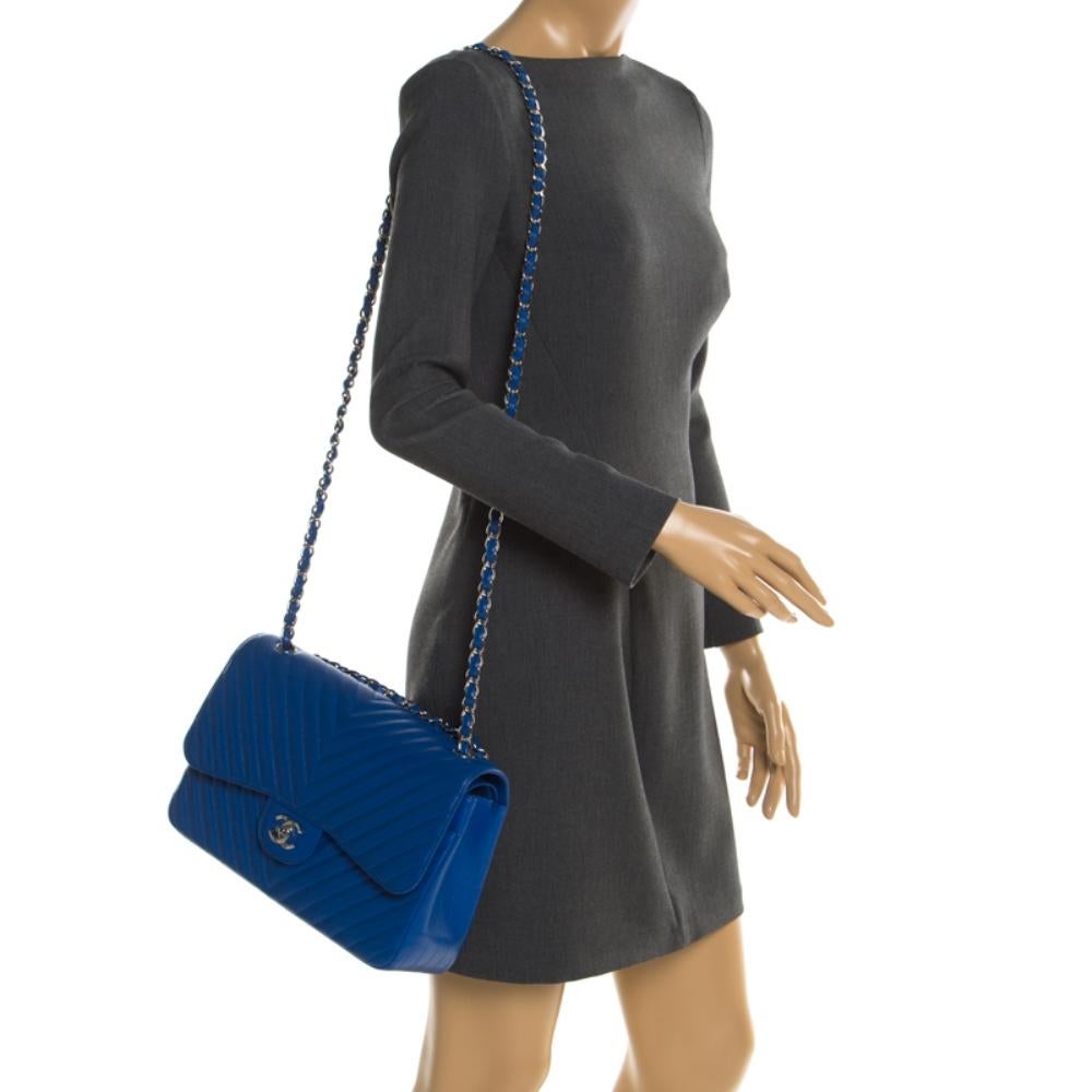 chanel blue chevron bag