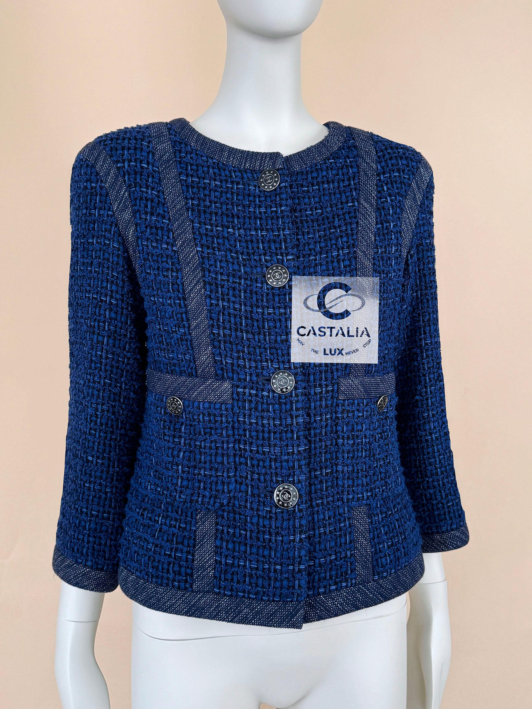 Marvellous Chanel jacket made of most precious Lesage tweed in royal blue colour
- CC logo buttons with stars
- matching trim in blue denim
- tonal silk lining with camellias
Size mark 36 FR / Condition is pristine