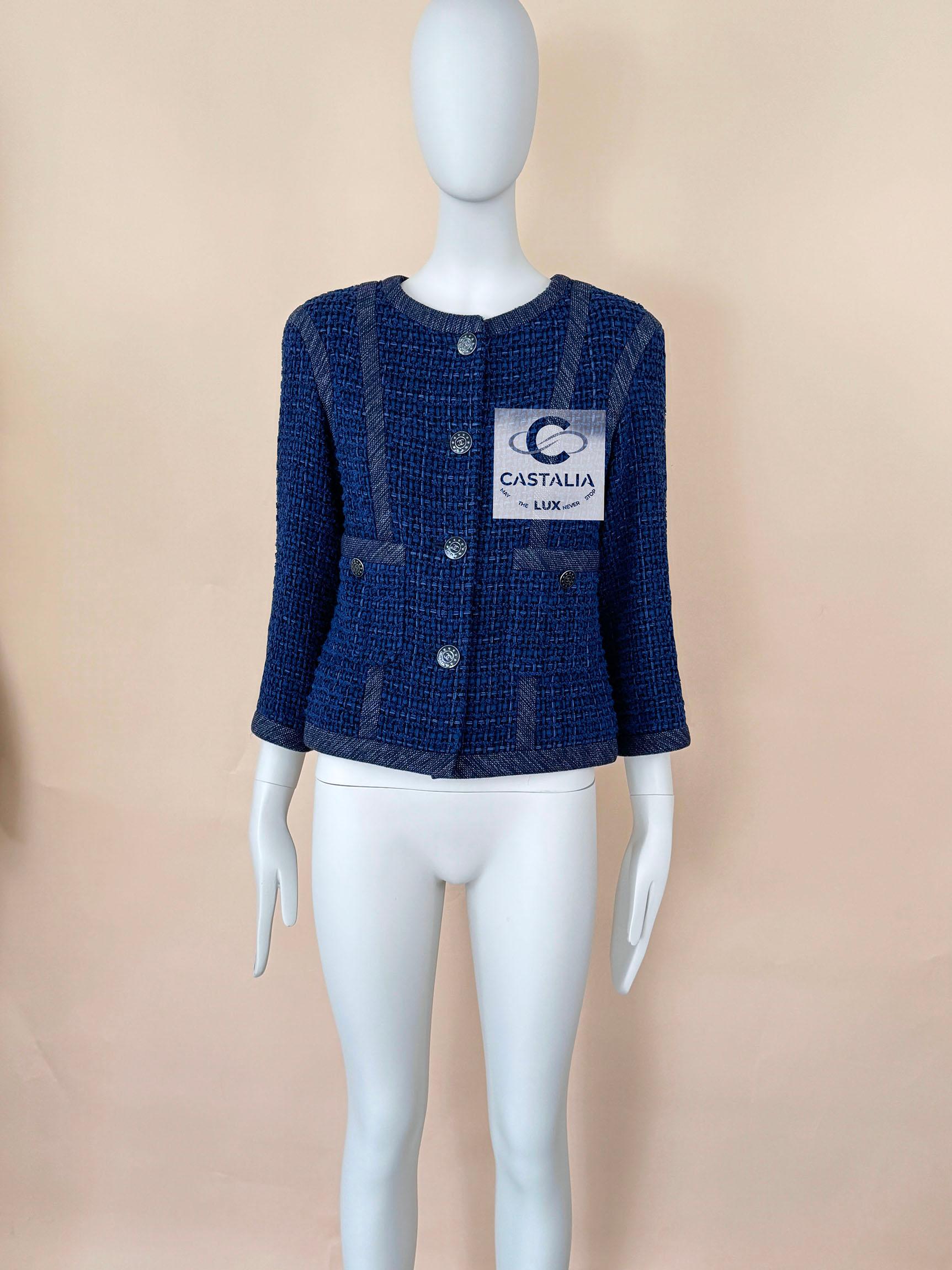 Black Chanel 8K$ CC Buttons Royal Blue Lesage Tweed Jacket 36 FR For Sale