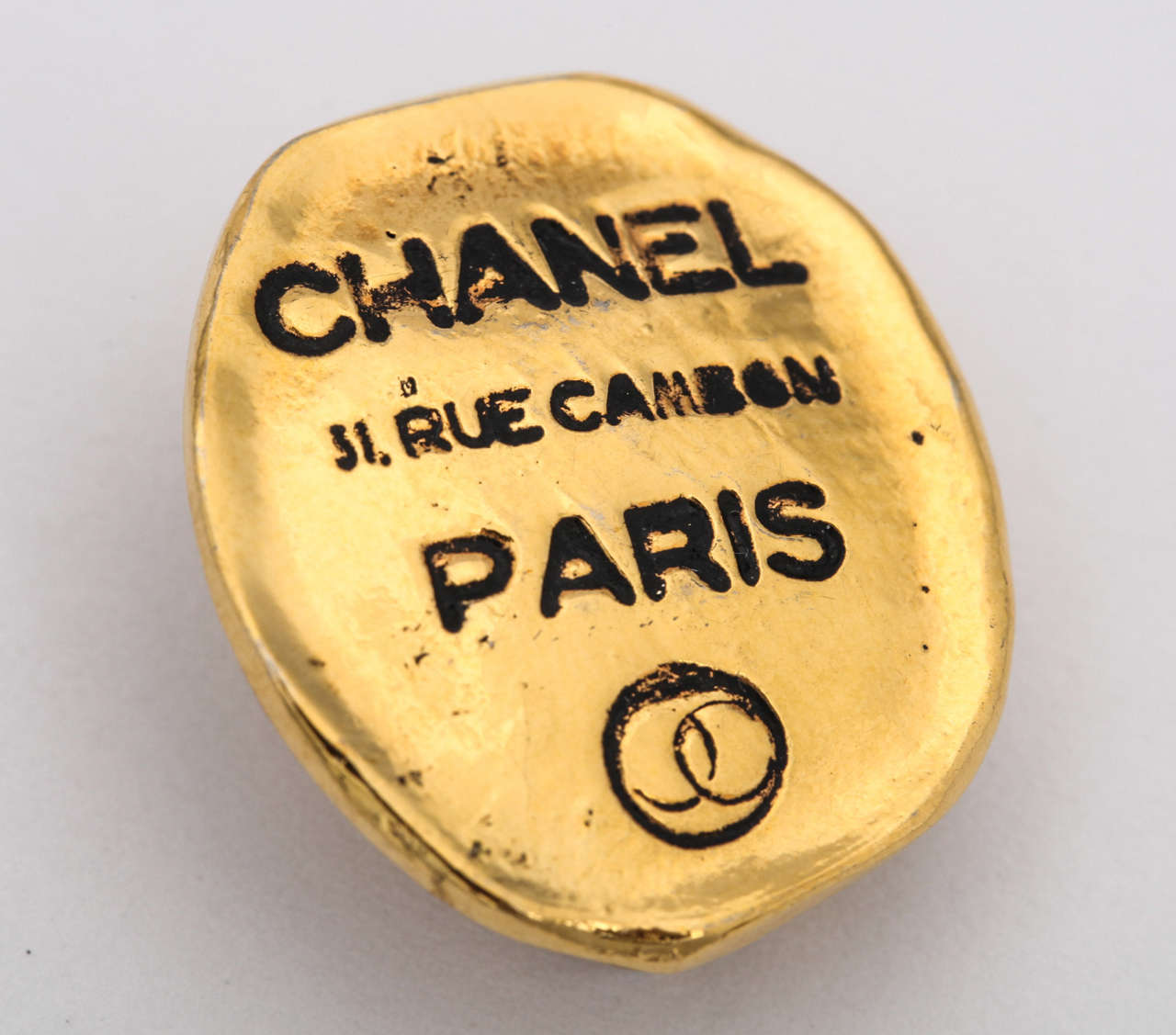 Chanel Rue Cambon Clip-On Earrings In Good Condition For Sale In Chicago, IL