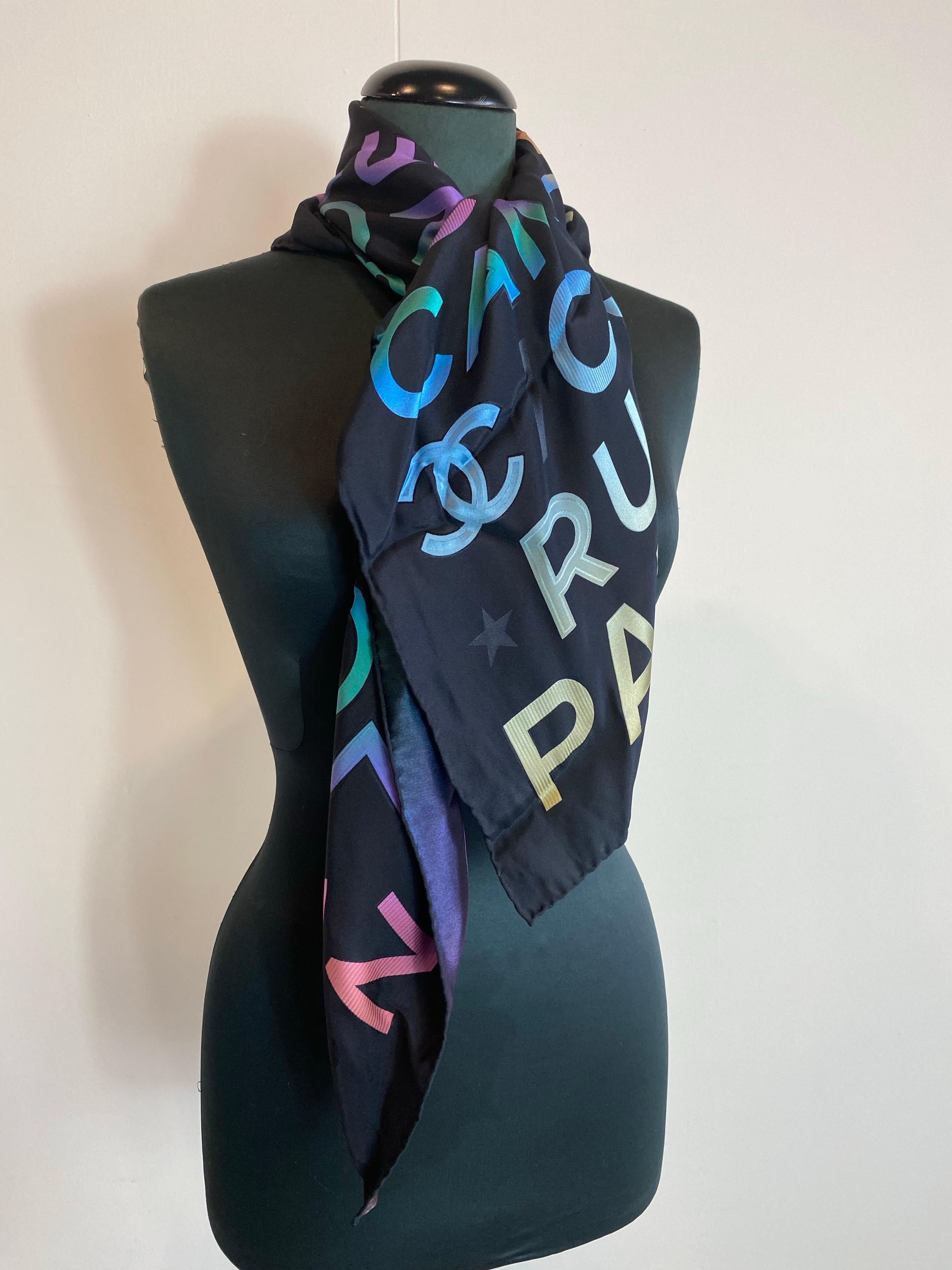 Chanel Rue de Cambon silk Foulard In New Condition For Sale In Carnate, IT