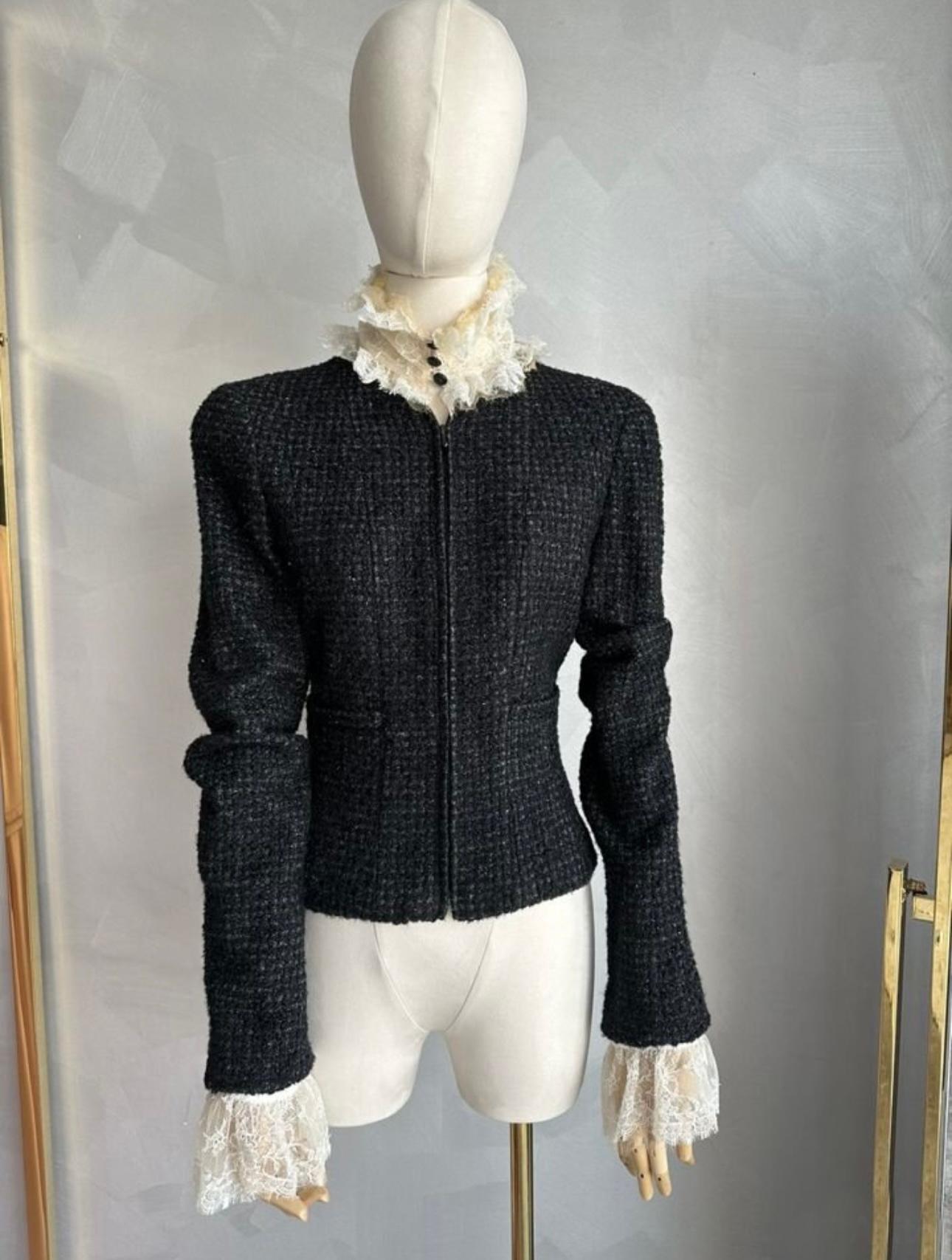 Women's or Men's Chanel Ruffle Collar and Cuffs Black Lesage Tweed Jacket For Sale