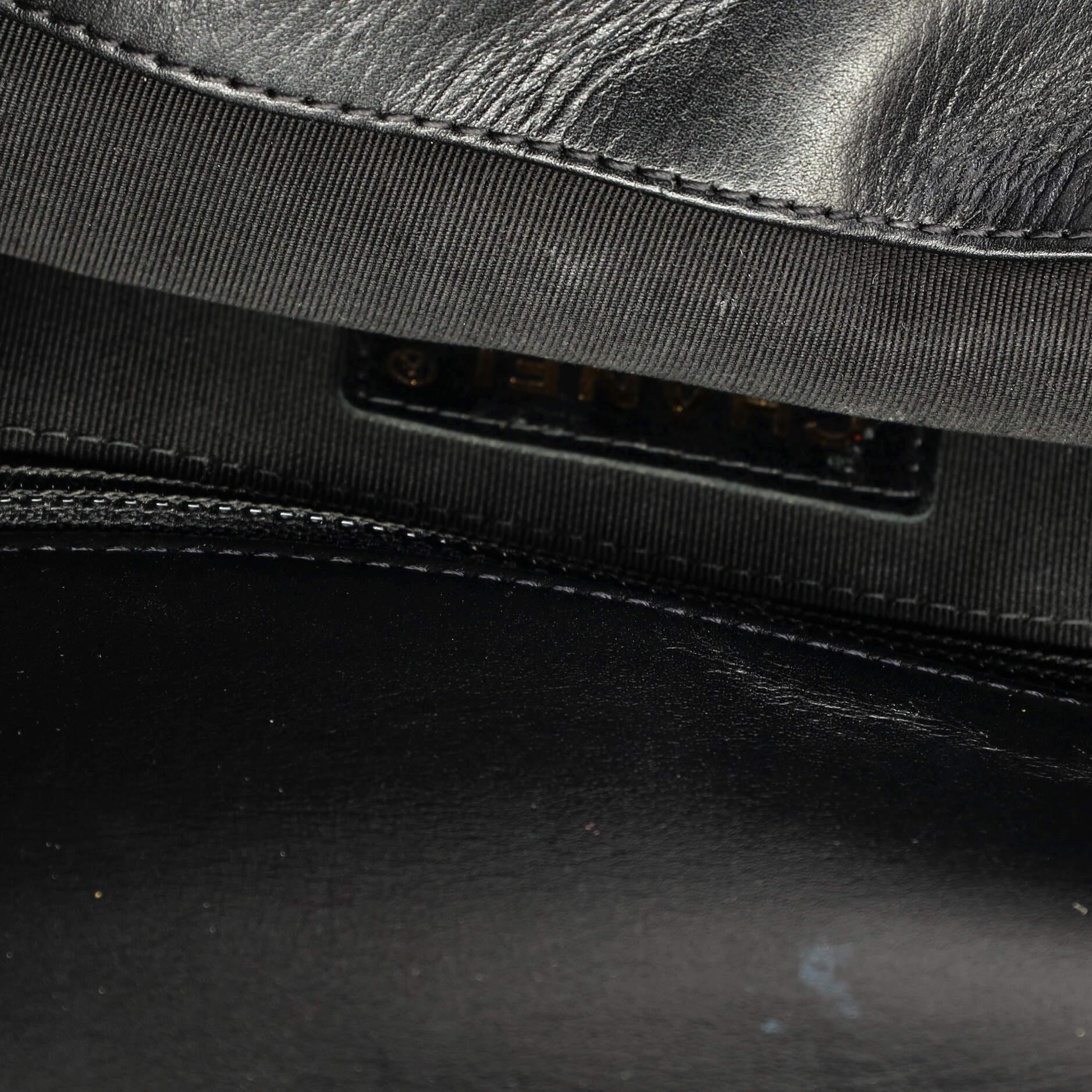 Chanel Running Chain Around Flap Bag Quilted Crumpled Calfskin Medium 3