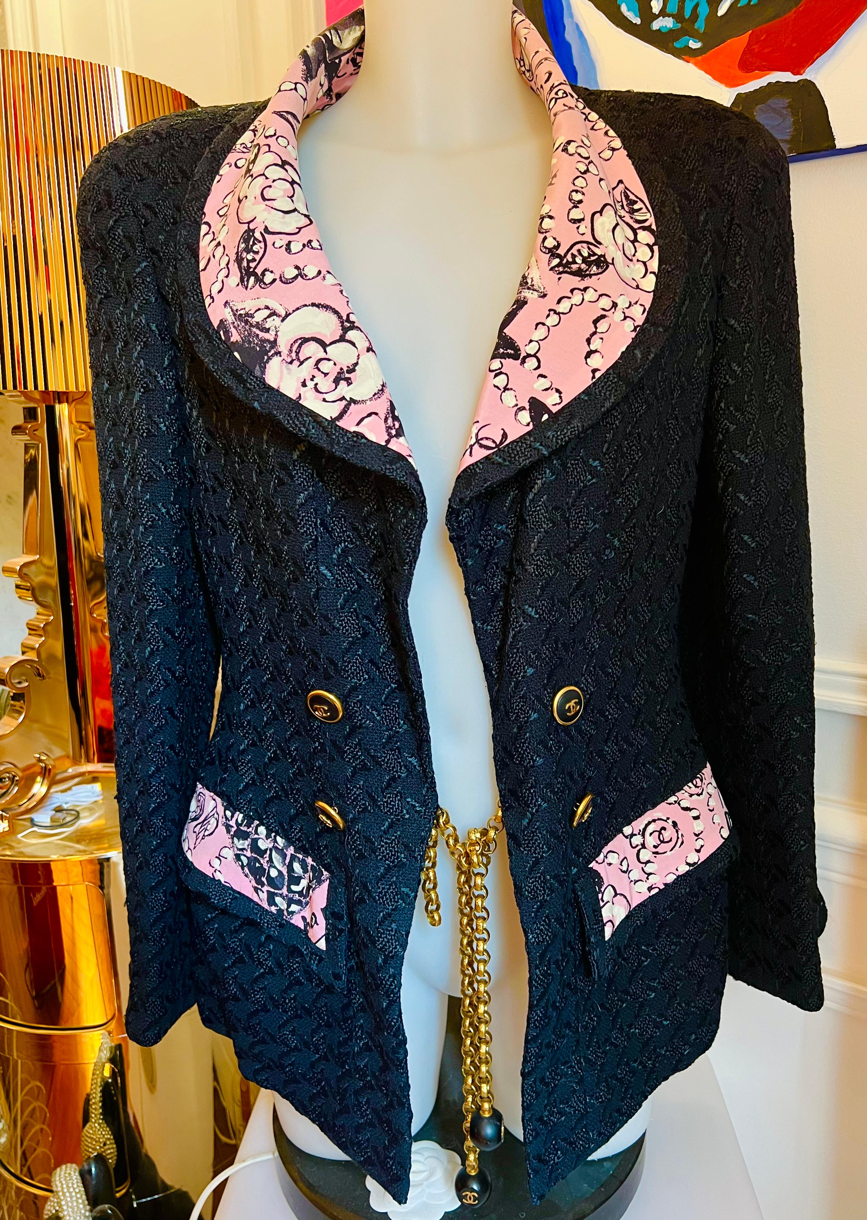 Chanel Runway 1993 jacket For Sale 4