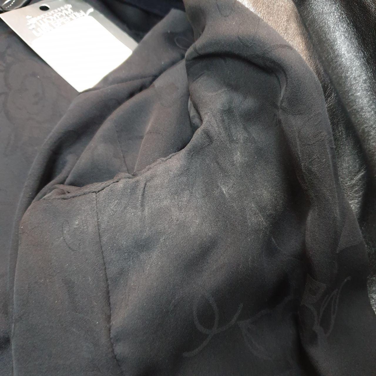 CHANEL Runway 2015 Schwarz gesteppte Lederjacke - Größe 38 im Angebot 6