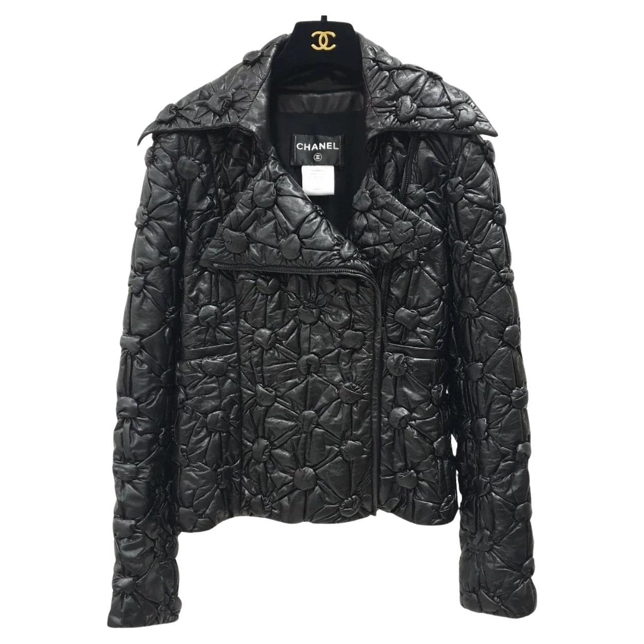 CHANEL Runway 2015 Schwarz gesteppte Lederjacke - Größe 38 im Angebot