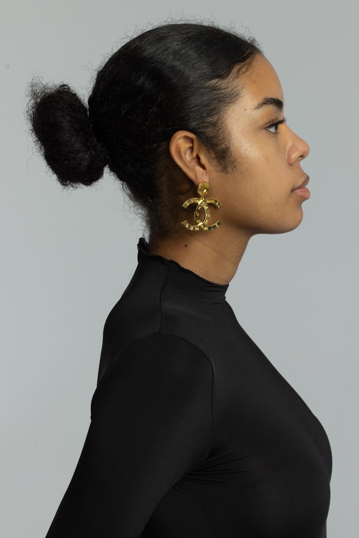 Chanel Runway Button Metal Gold Logo Large Dangle Drop Statement Earrings (2021) 3
