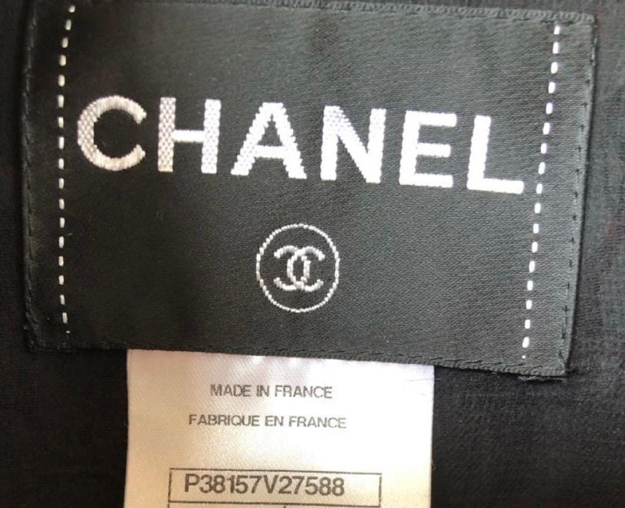 Chanel Laufsteg CC Juwel Gripoix Knöpfe Schwarze Jacke mit Knopfleisten im Angebot 3