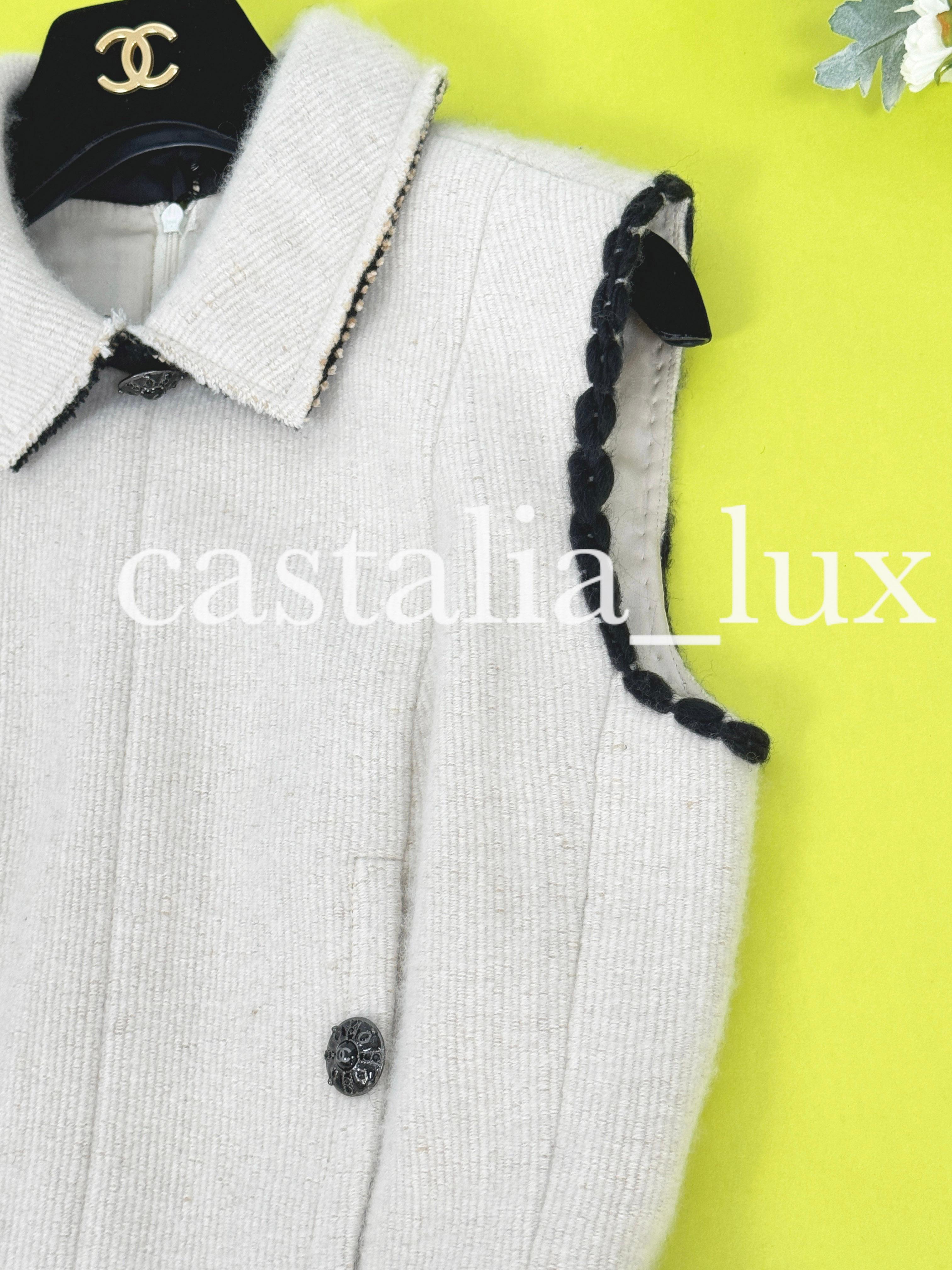 Chanel Runway CC Jewel Gripoix Buttons Dress 12