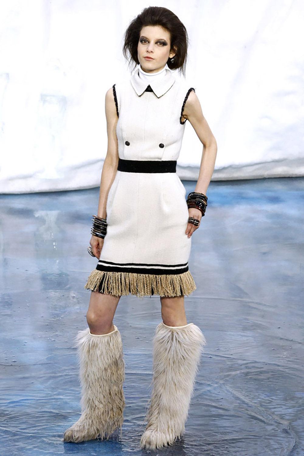 Chanel Runway CC Jewel Gripoix Buttons Dress 3