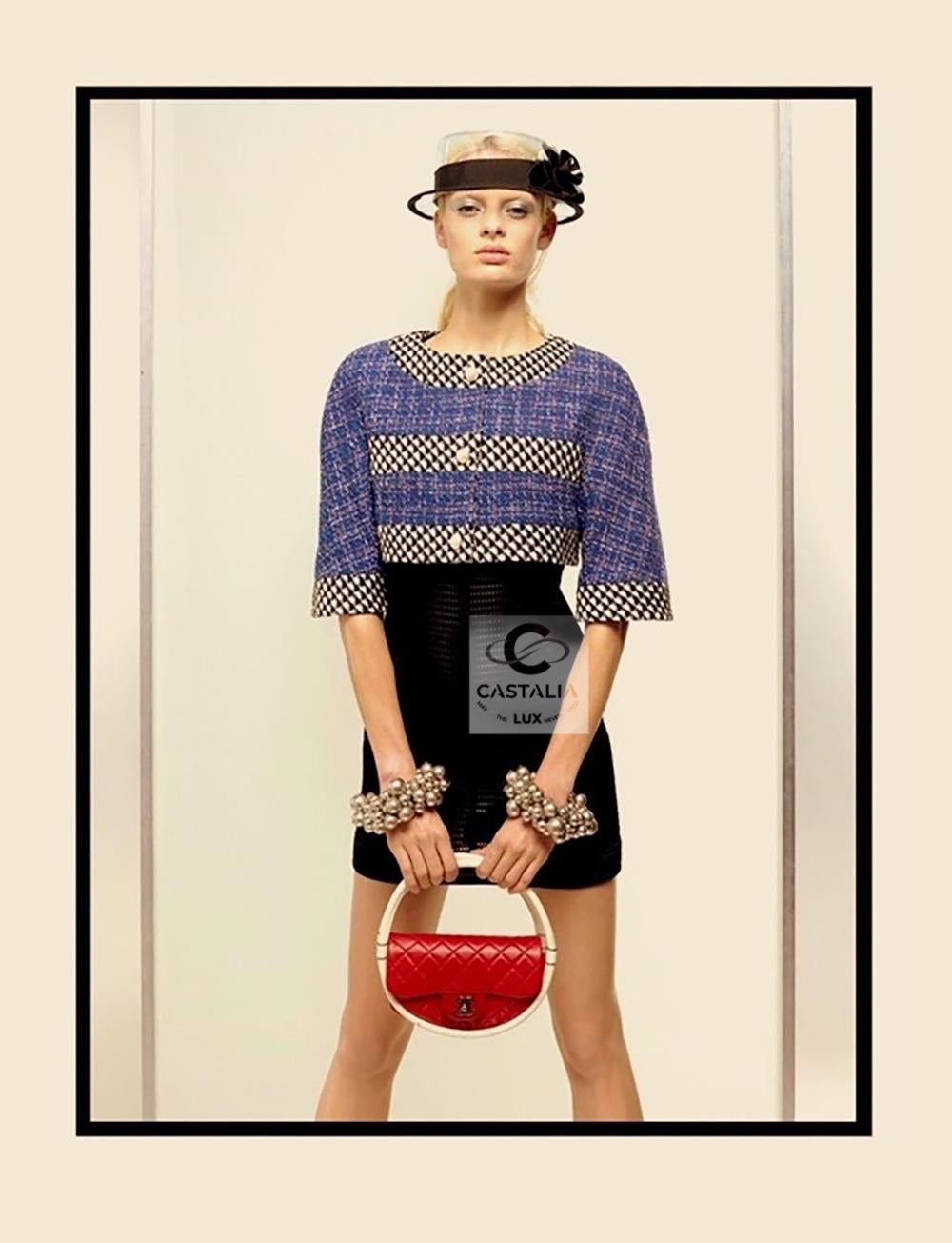 Chanel, giacca in tweed con bottoni di perle, 34 FR in vendita 1
