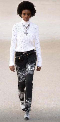 Chanel runway Cruise 2022 zodiac print black stretchy slim fit jeans