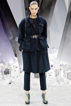 CHANEL Runway Veste en tweed émeraude avec boutons Gripoix 42 FR