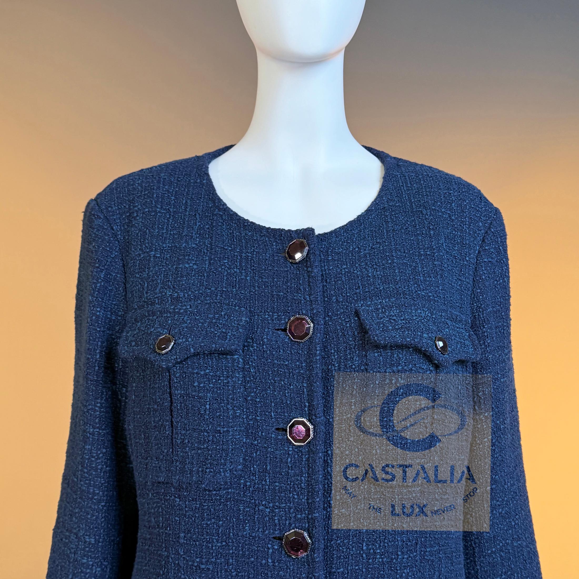 CHANEL Runway Veste en tweed émeraude avec boutons Gripoix 42 FR en vente 1