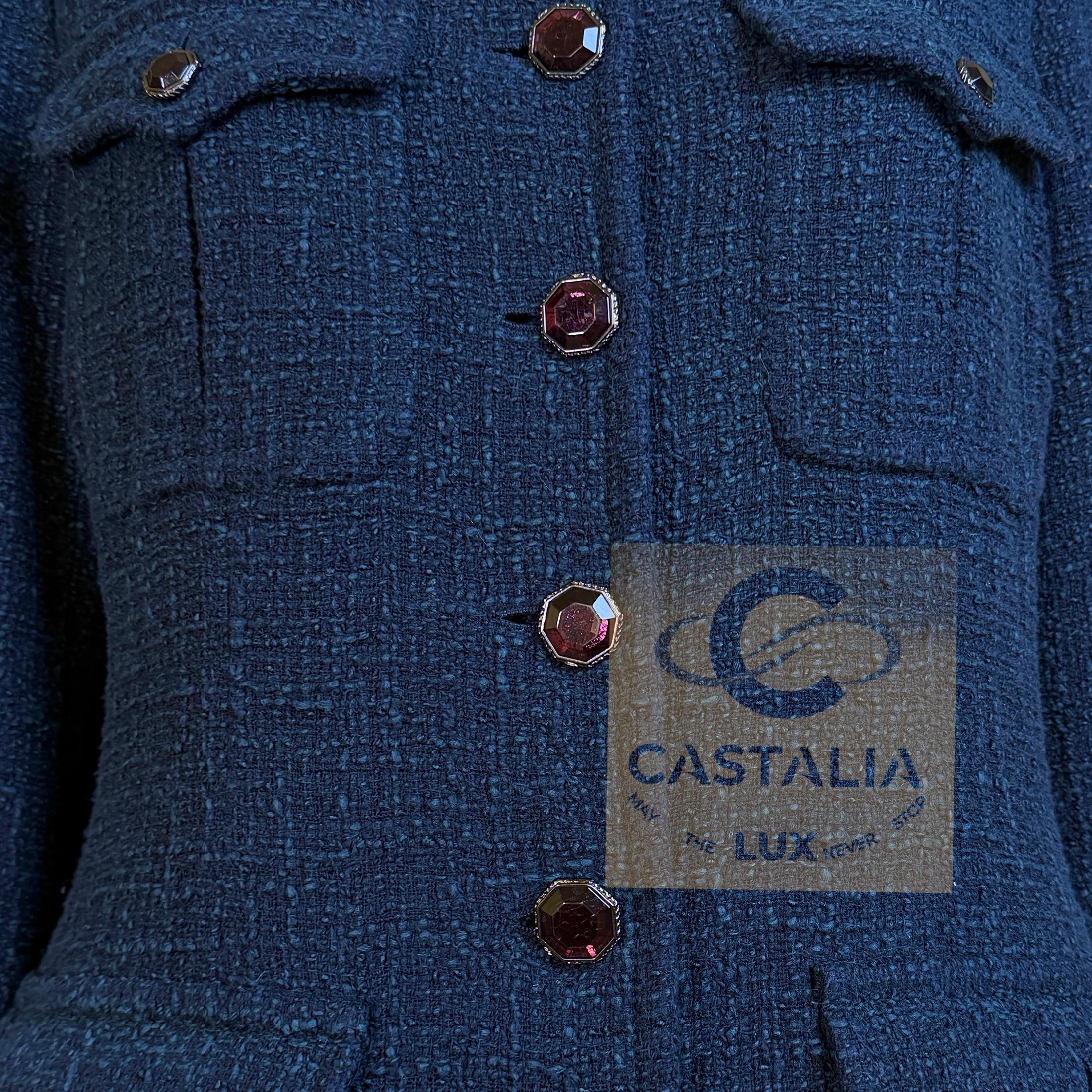 CHANEL Runway Veste en tweed émeraude avec boutons Gripoix 42 FR en vente 2