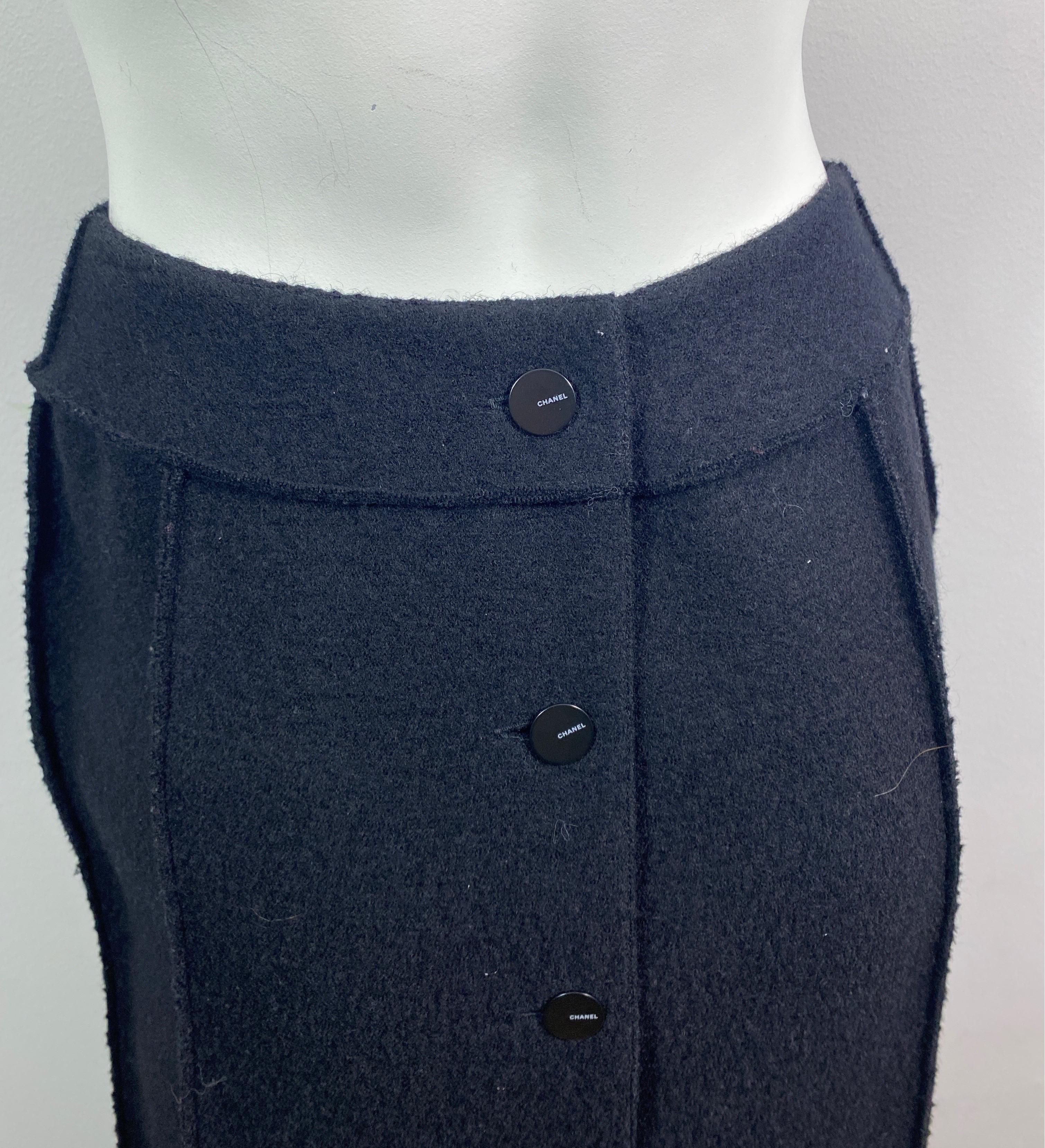 Chanel Runway automne 1999 - Jupe longue en laine noire  Taille 36 en vente 5